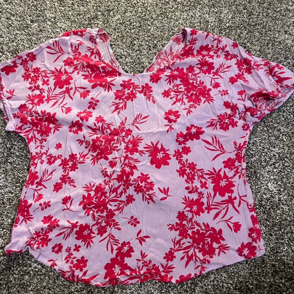 En Creme Pink Floral Short Sleeve Top